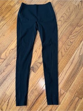 SPANX Every Wear Knockout Leggings In Black Size S